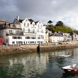 Ship And Castle Hotel